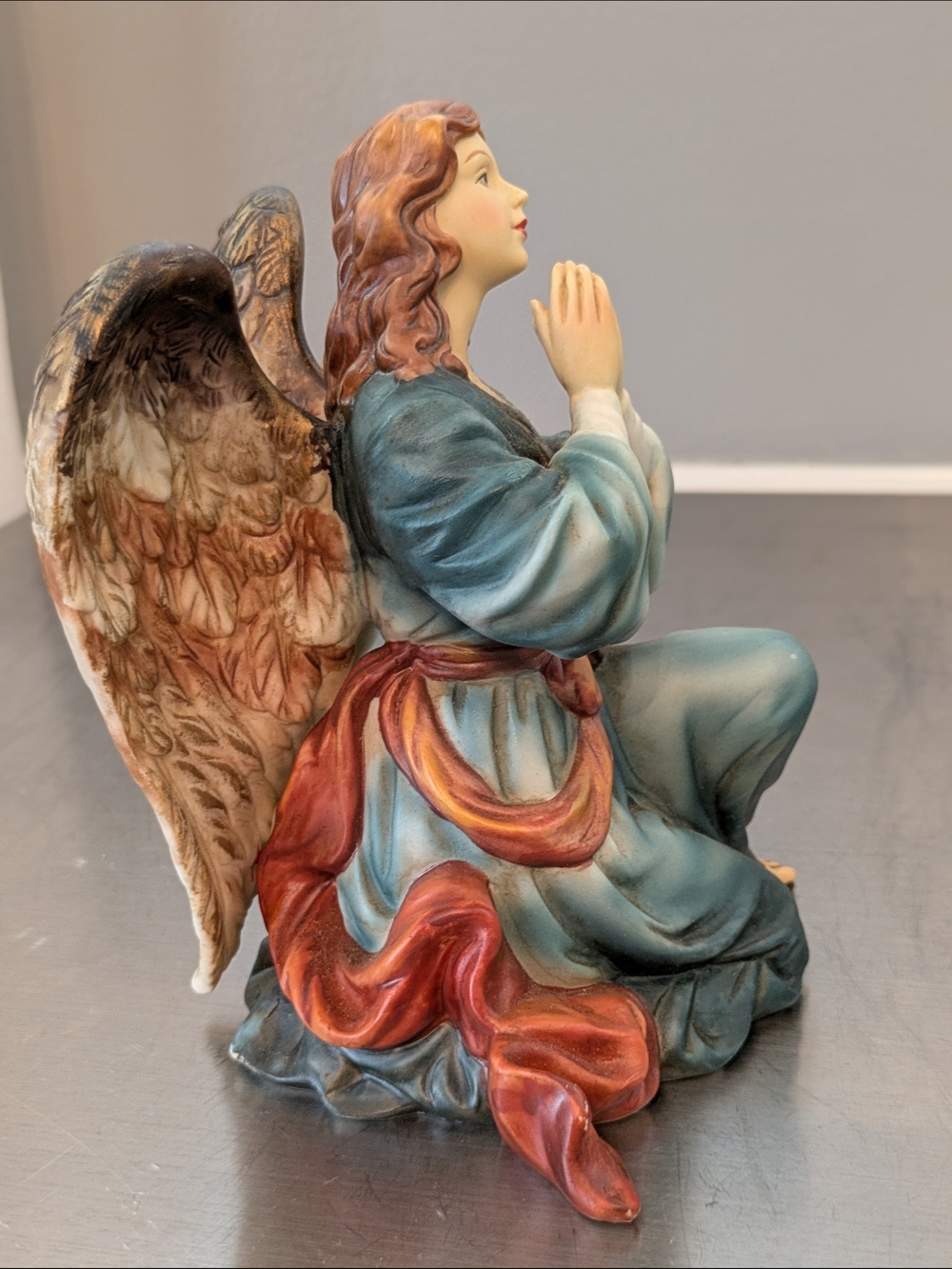 Decorative Kneeling Ceramic Angel Figurine - Picture 4 of 5